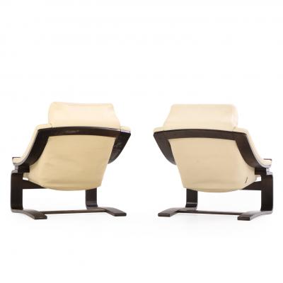  Roche Bobois A Pair of French Leather Cantilevered Lounge Chairs C 1970 Roche Bobois 