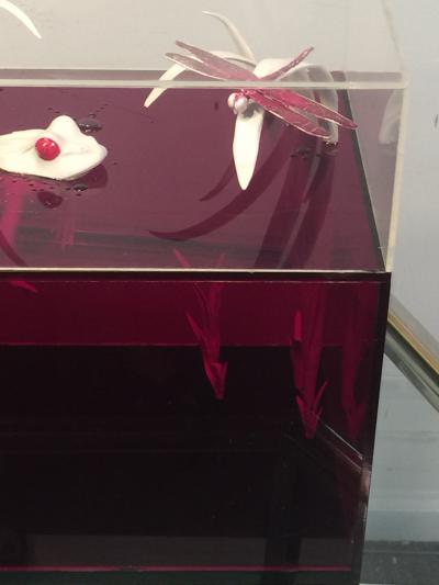  Roselli STRIKING RED CLEAR LUCITE FROG AND DRAGONFLY POP ART DIORAMA