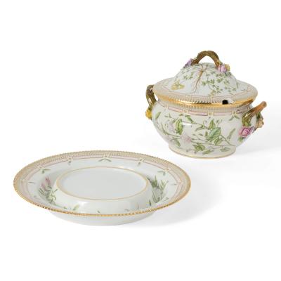  Royal Copenhagen Pair of Royal Copenhagen Flora Danica Porcelain Tureens with Stands