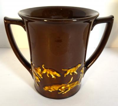  Royal Doulton Royal Doulton Kingsware Huntsman and Foxhounds Loving Cup