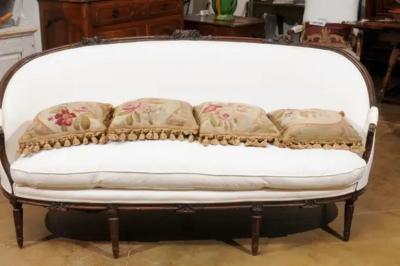  Royal Manufacture of Aubusson French 19th Century Aubusson Woven Tapestry Pillow with Roses and Tassels