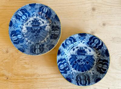  Rozenburg Royal Delftware Factory PAIR OF DELFT PLATES WITH PEACOCK MOTIF