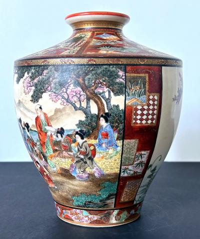  Ryozan Fine Japanese Satsuma Vase by Ryozan Okamoto for Yasuda Company Meiji Period