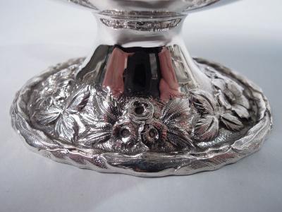  S Kirk Son Inc Kirk Edwardian Baltimore Repousse Sterling Silver Gravy Boat