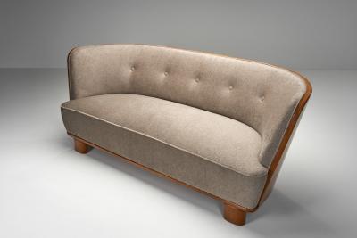  S ren Willadsen Curved Two Seater Sofa by S ren Willadsen Denmark 1940s