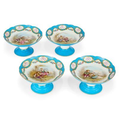  S vres Porcelain Manufacture Nationale de S vres Large antique French S vres style porcelain dessert service with a travel case