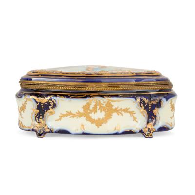  S vres Porcelain Manufacture Nationale de S vres S vres Style Gilt and Hand Painted Porcelain Casket