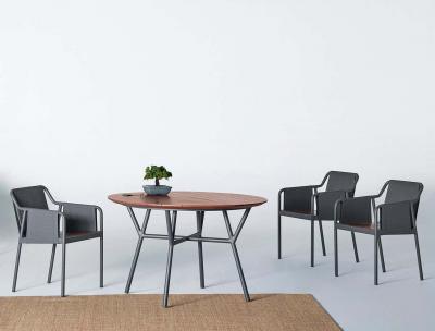  SIMONINI Minimal Style Round Tables in Metal and Solid Wood