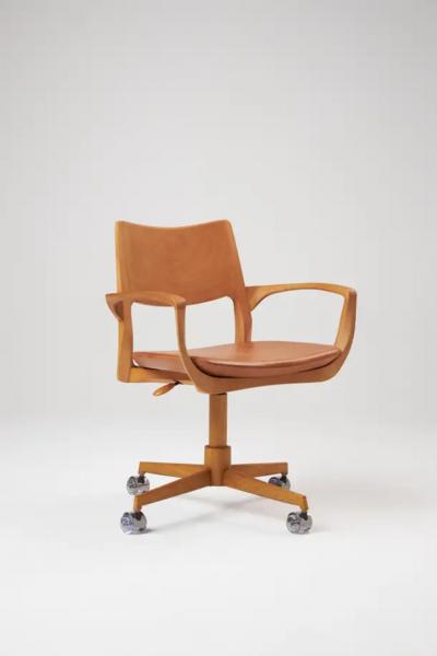  SIMONINI Modern Style Aurora office chair in solid wood caning back leather seat