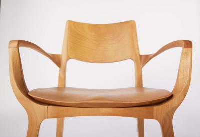  SIMONINI Post Modern style Aurora chair in solid wood with wooden back and wood seat