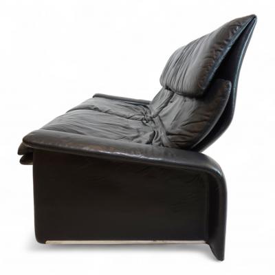  Saporiti Saporiti Italia two seater leather sofa by Giovanni Offredi 1970