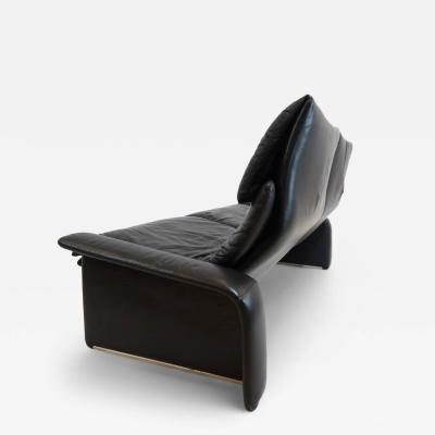  Saporiti Saporiti Italia two seater leather sofa by Giovanni Offredi 1970