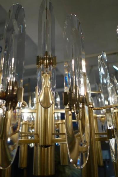  Sciolari Lighting Italian Mid Century Sciolari 12 Light Brass and Crystal Chandelier