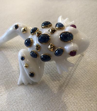  Seaman Schepps Large Seaman Schepps Gems set 18k Frog Brooch