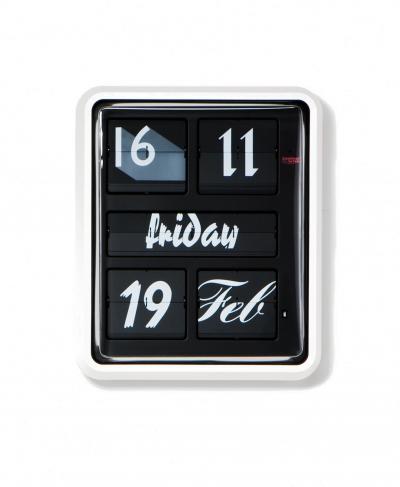  Sebastian Wrong Font Clock