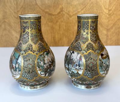  Seikozan Pair of Fine Miniature Satsuma Vase with Moriage Enamel Decoration by Seikozan