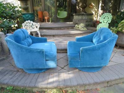  Selig Furniture Co Striking Pair of Selig Wide Barrel Back Swivel Lounge Chairs Mid Century Modern