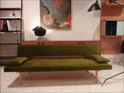  Serge Mouille USA Serge Mouille Saturn Table Lamp in Black