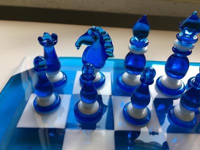  SimoEng Handmade Italian Murano Art Glass Chess Board Italian Glass 33 Pieces