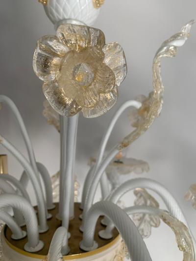  SimoEng Milky and Gold Murano Glass Chandelier With Flowers and Leaves