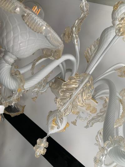  SimoEng Milky and Gold Murano Glass Chandelier With Flowers and Leaves