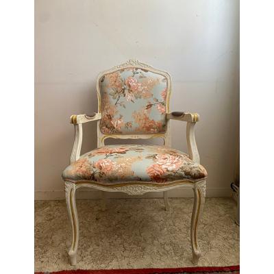  SimoEng Set of Two Contemporary Ivory and Pink Floral Chairs