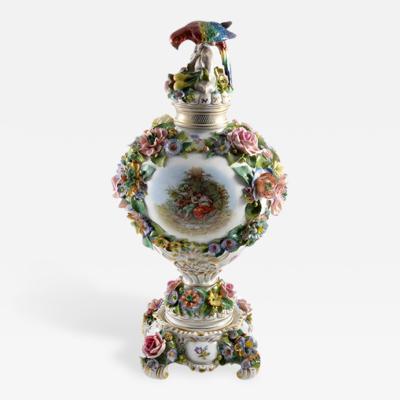  Sitzendorf Porcelain Manufactory 1901 Sitzendorf Porcelain Vase with Parrot Finial Germany