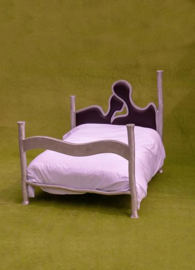 Six Dots Design Bed