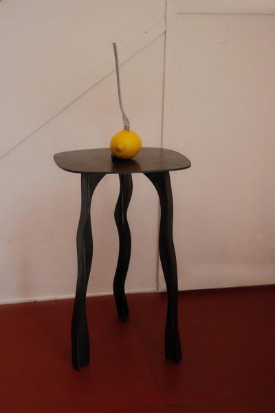  Six Dots Design Stool 02