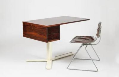  Sormani Minimalist Desk Produced by Sormani c1960
