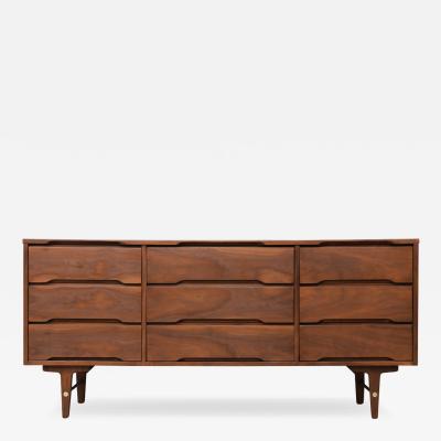  Stanley Furniture Mid Century Modern Walnut Dresser by Stanley