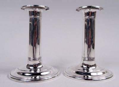  Stieff Pair of Stieff Williamsburg Sterling Silver Colonial Candlesticks