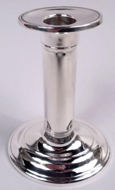  Stieff Pair of Stieff Williamsburg Sterling Silver Colonial Candlesticks