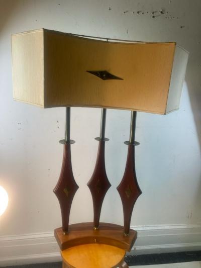  Stiffel Lamp Company EXCEPTIONAL MID CENTURY WOOD AND BRASS TABLE LAMP