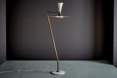  Stilnovo Elegant Floorlamp in the Manner of Stilnovo with white Marble Base