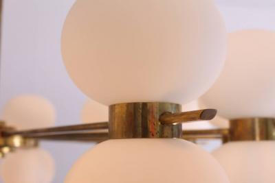  Stilnovo Exceptional Large Murano Glass and Brass Chandelier in the Manner of Stilnovo