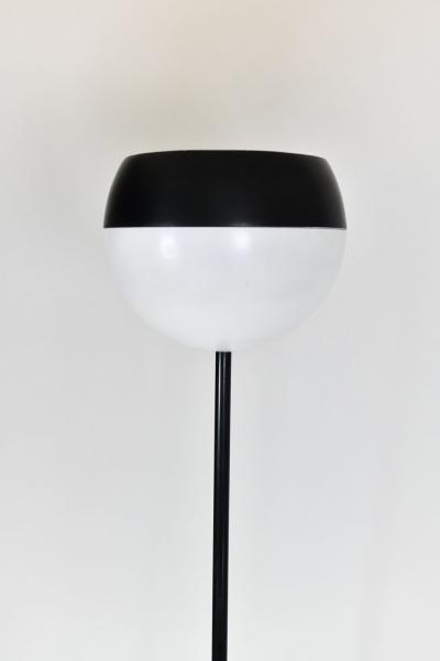  Stilnovo Pair of black white floor lamps