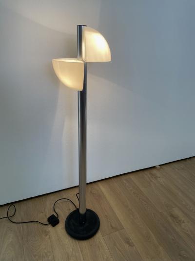  Stilnovo Spicchio Floor Lamp by Stilnovo