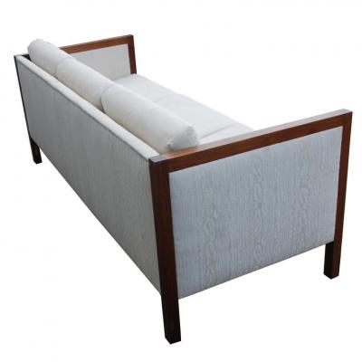  Stow Davis Furniture Co 6 5FT Stow Davis Sofa