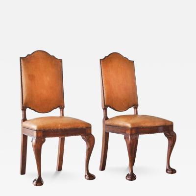  T Woonhuys t Woonhuys Amsterdam Rare Pair of Chairs in Patinated Cognac Leather 1920s