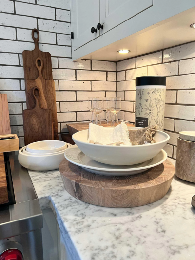  THE WOODEN PALATE 16 ROUND CHOP BLOCK
