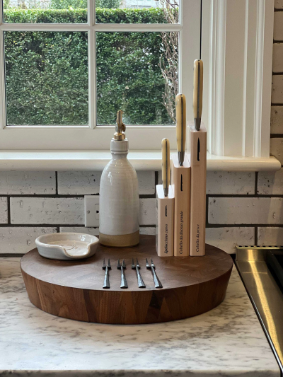  THE WOODEN PALATE 16 ROUND CHOP BLOCK