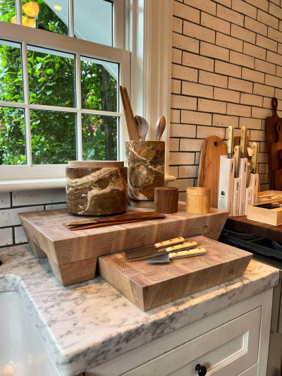  THE WOODEN PALATE EILEEN CUTTING BOARD