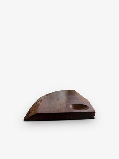  THE WOODEN PALATE HAND CARVED DIP BOARD WITH 1 BOWL