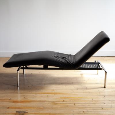  Tacchini Italian Pick Up Chaise by Tacchini in Black Leather