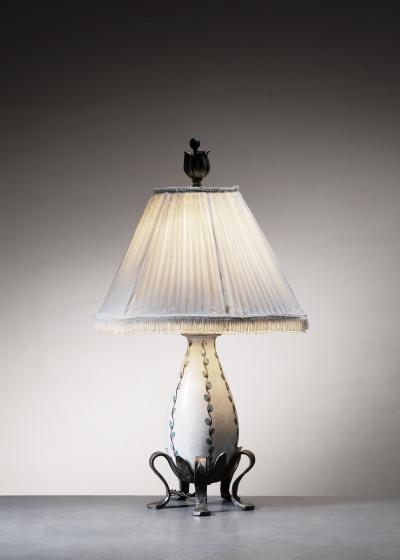  Taidetakomo Hakkarainen Antti Hakkarainen table lamp