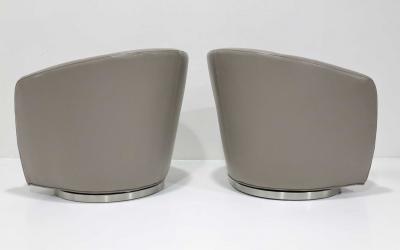  Thayer Coggin Pair of Ransom Culler Leather Swivel Chairs by Thayer Coggin