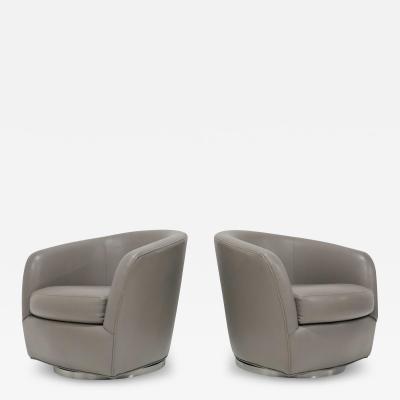  Thayer Coggin Pair of Ransom Culler Leather Swivel Chairs by Thayer Coggin