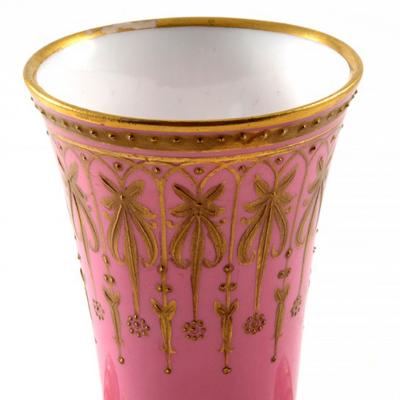  The Royal Crown Derby Porcelain Co 1877 Pink Vase Crown Derby Porcelain