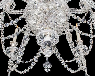  Thomas F C Osler A FINE TEN LIGHT ANTIQUE CRYSTAL CHANDELIER BY F C OSLER